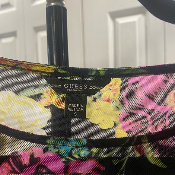 Guess Sheer Floral Ruched Top Sz Small - Picture 2 of 5